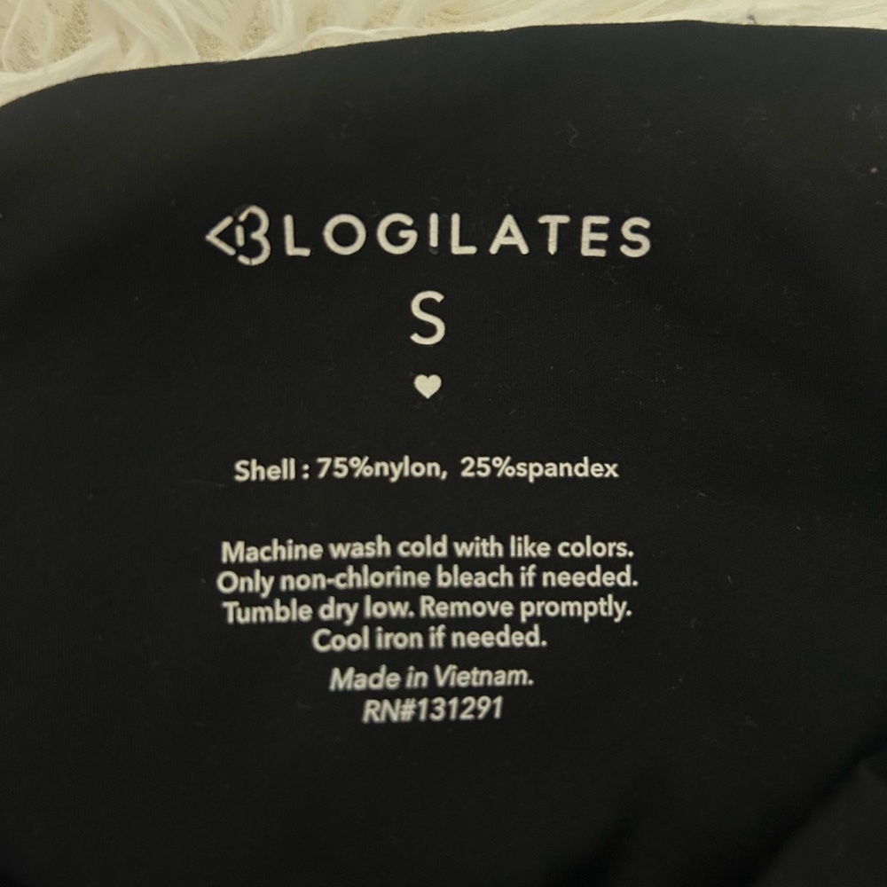 Blogilates Black Crossover Waist Leggings - Picture 8 of 8